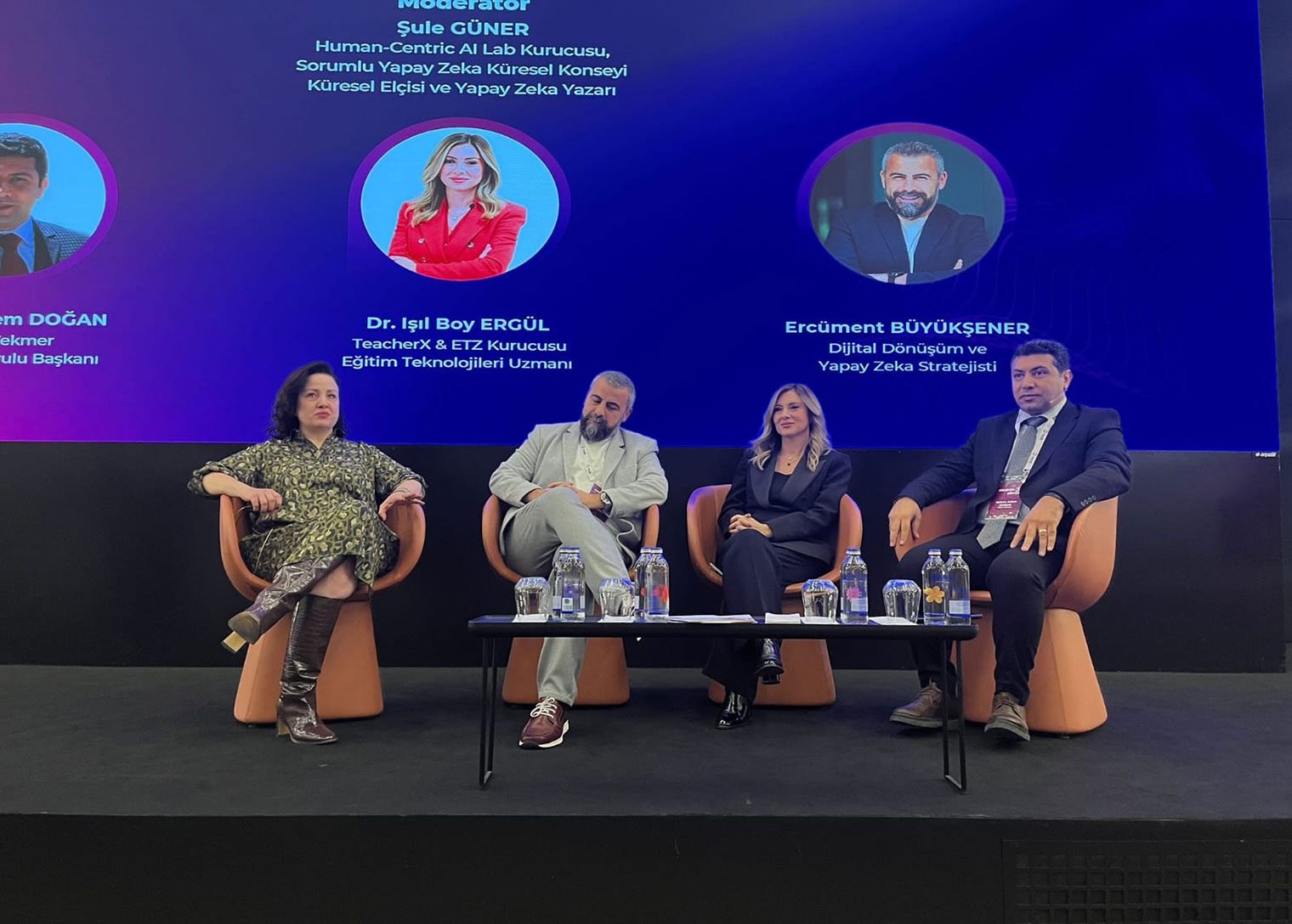 Tuzla TEKMER, GEV Gelecek Zirvesi’nde akıllı şehirler, yeşil ve mavi ekonomi vizyonunu anlattı