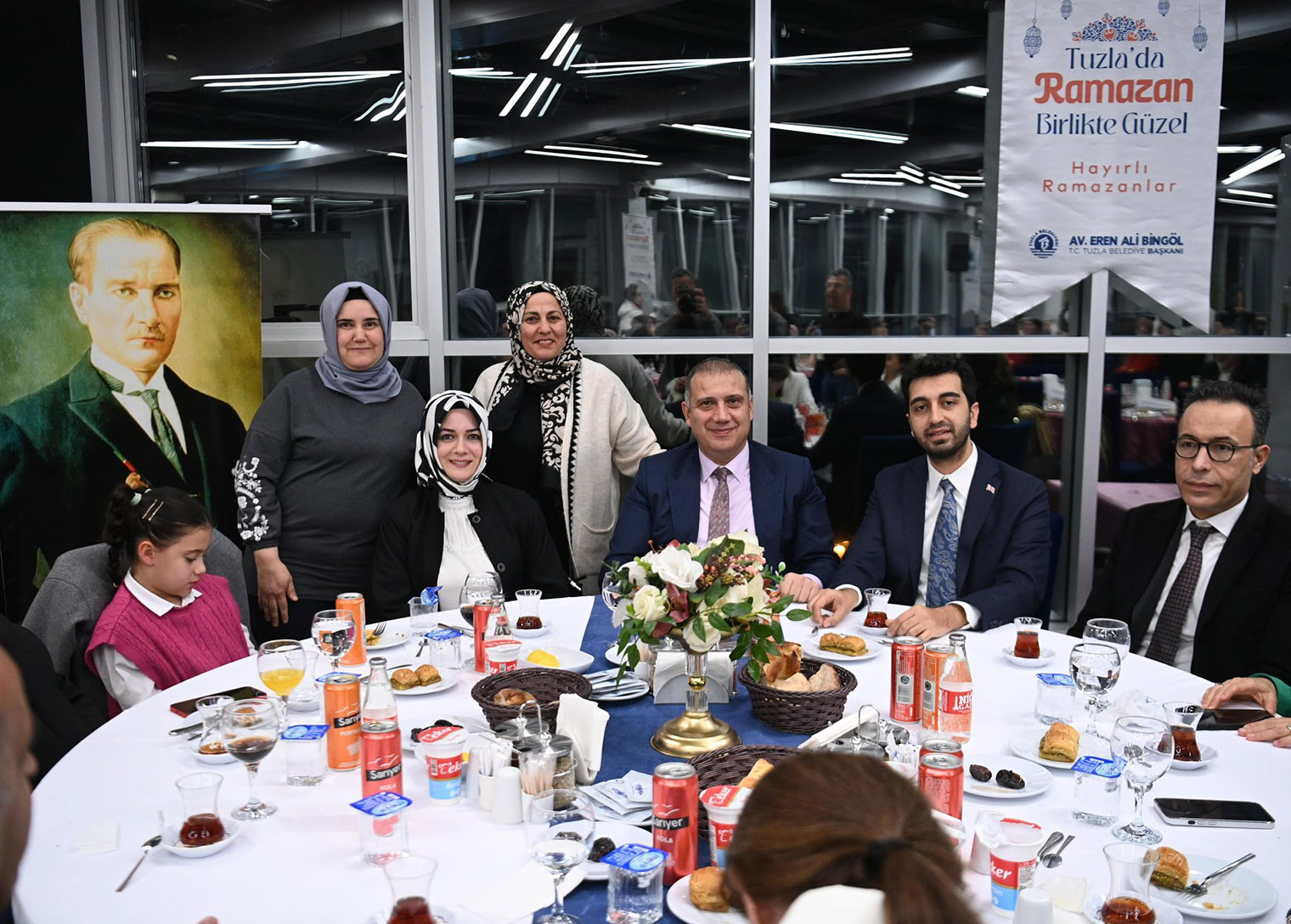 Başkan Eren Ali Bingöl, kaymakamlık personeliyle iftar programında bir araya geldi   