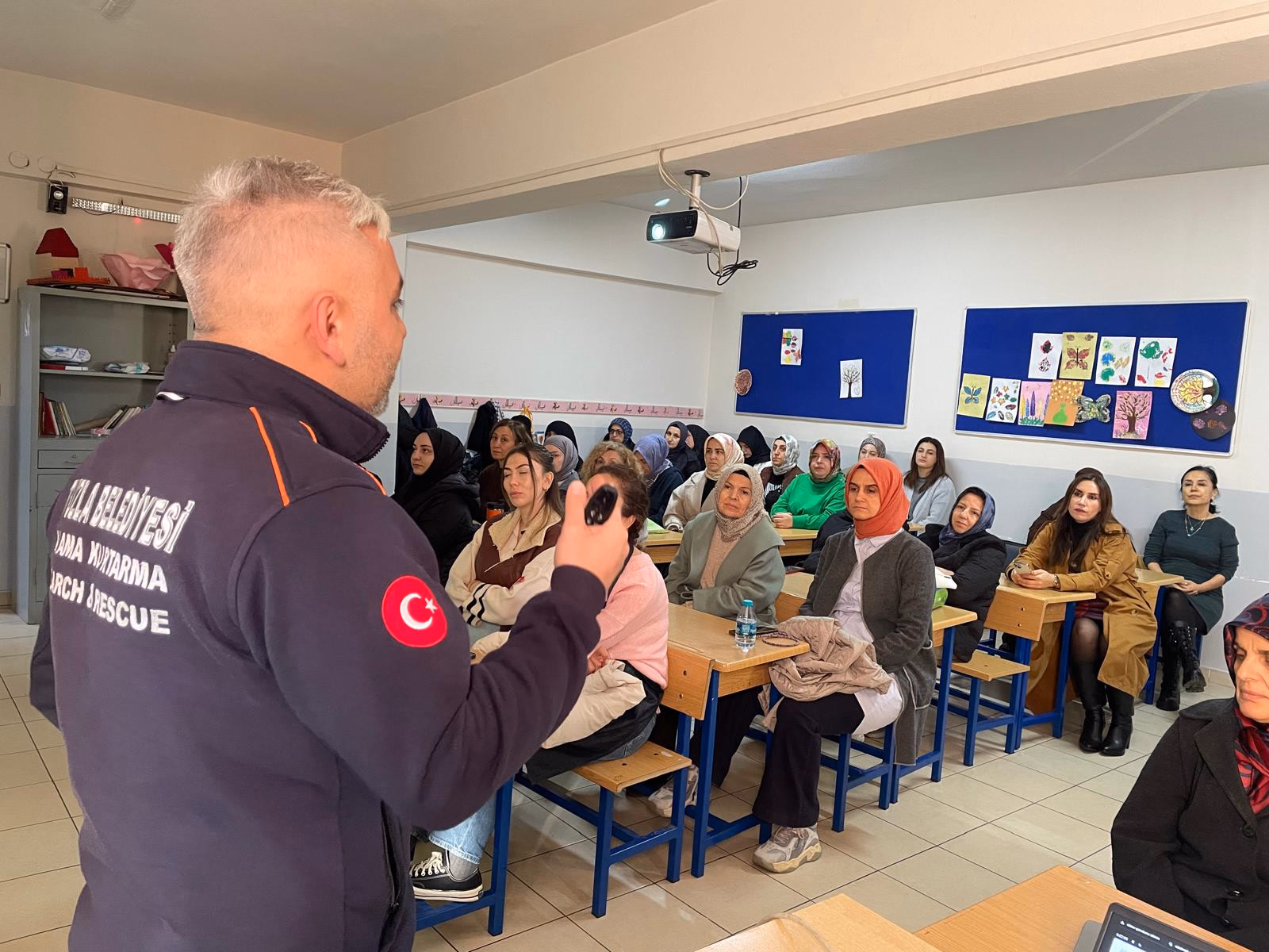 Temel Afet Bilinci Eğitimi - Fotoğraf 3