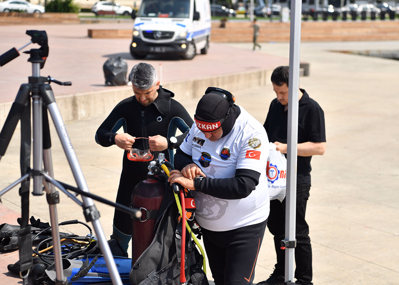 Dalgıçlar Tuzla'dan haykırdı: Marmara temiz kalsın balıklar nefes alsın - Görsel 5