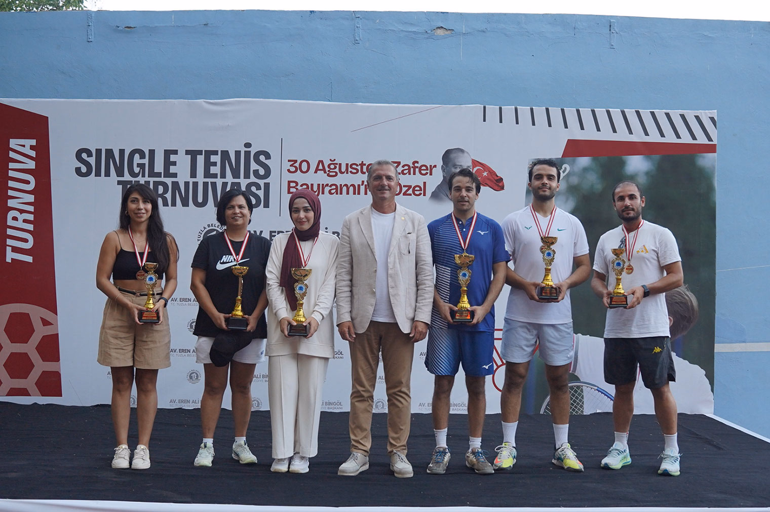 Tuzla'da 30 Ağustos coşkusu... Belediye Başkanı Bingöl: Bu topraklarda umut hep var olacak - Görsel 2