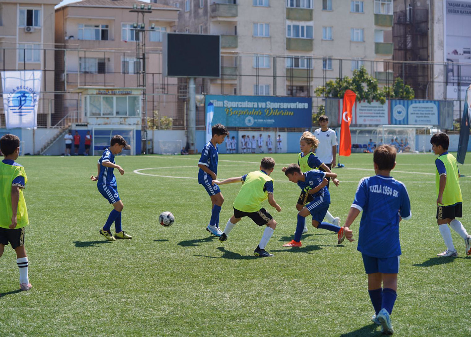 Tuzla'da 30 Ağustos coşkusu... Belediye Başkanı Bingöl: Bu topraklarda umut hep var olacak - Görsel 4