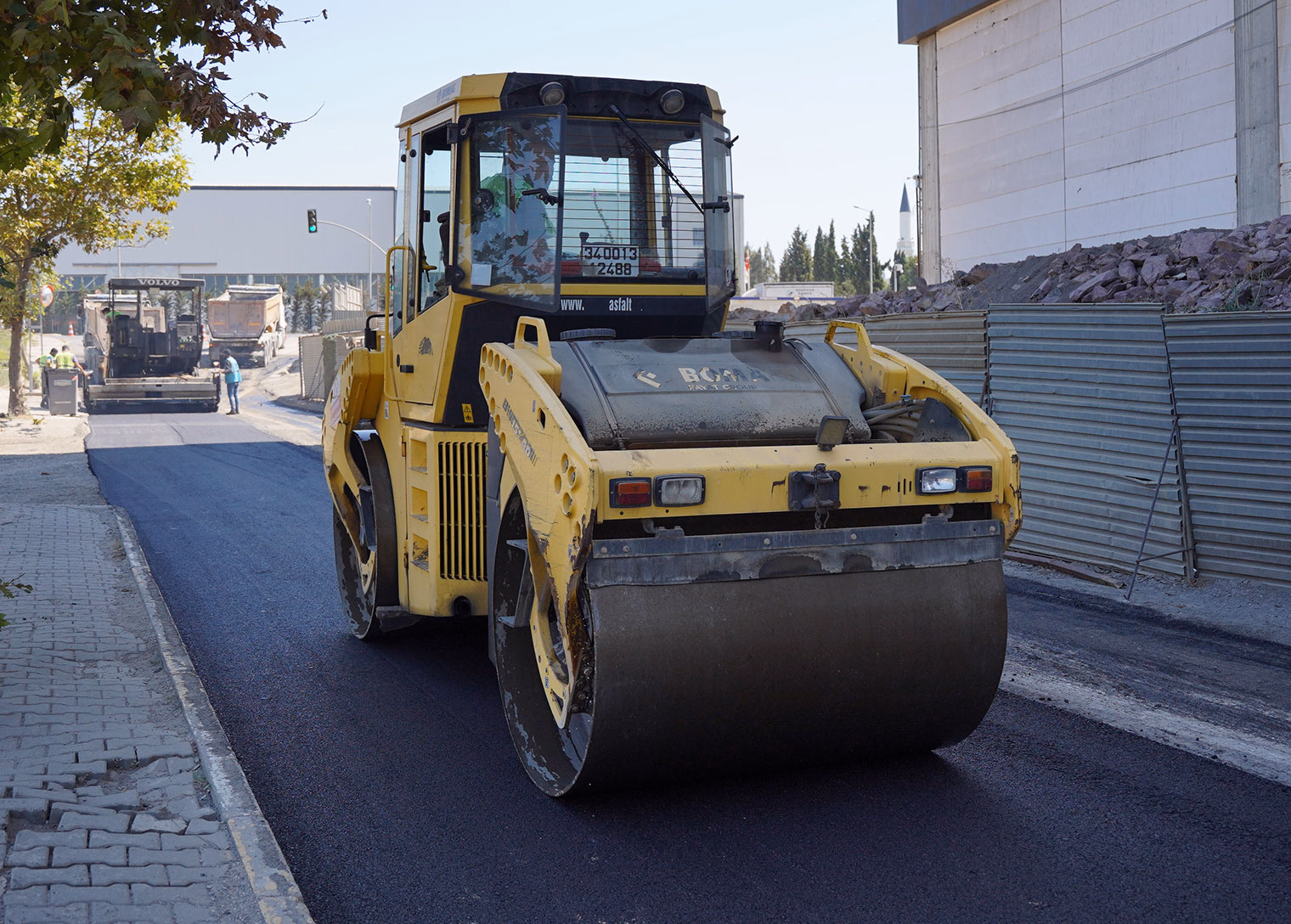 Tuzla’da 50 bin tonluk asfalt seferberliği başladı - Görsel 5