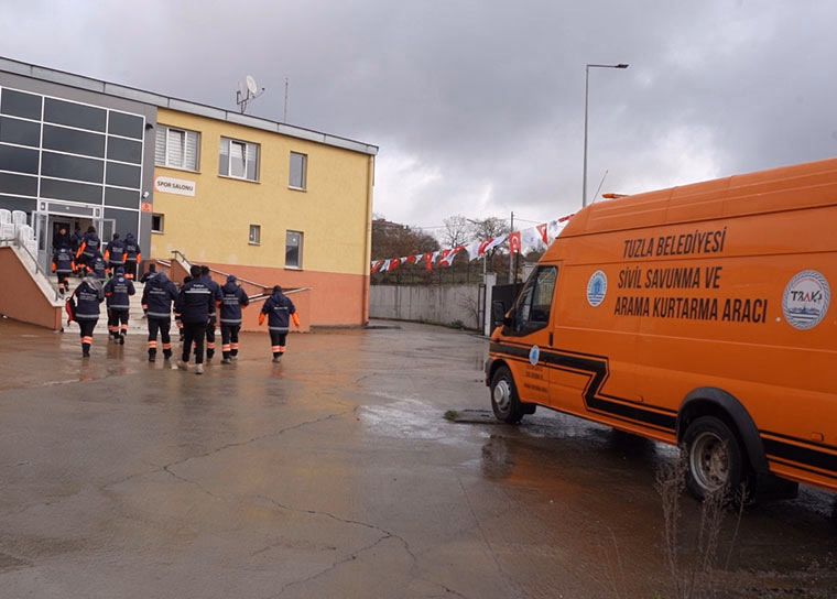 6 Şubat depremlerinde hayatını kaybedenler için anma programı düzenlendi - Görsel 6