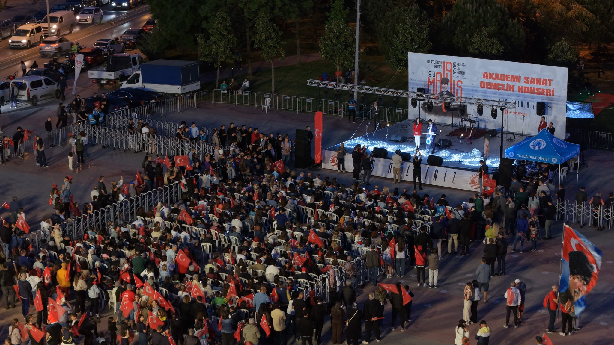 Tuzlalılar 19 Mayıs’ı Gençlik Konseri ile kutladı - Görsel 6