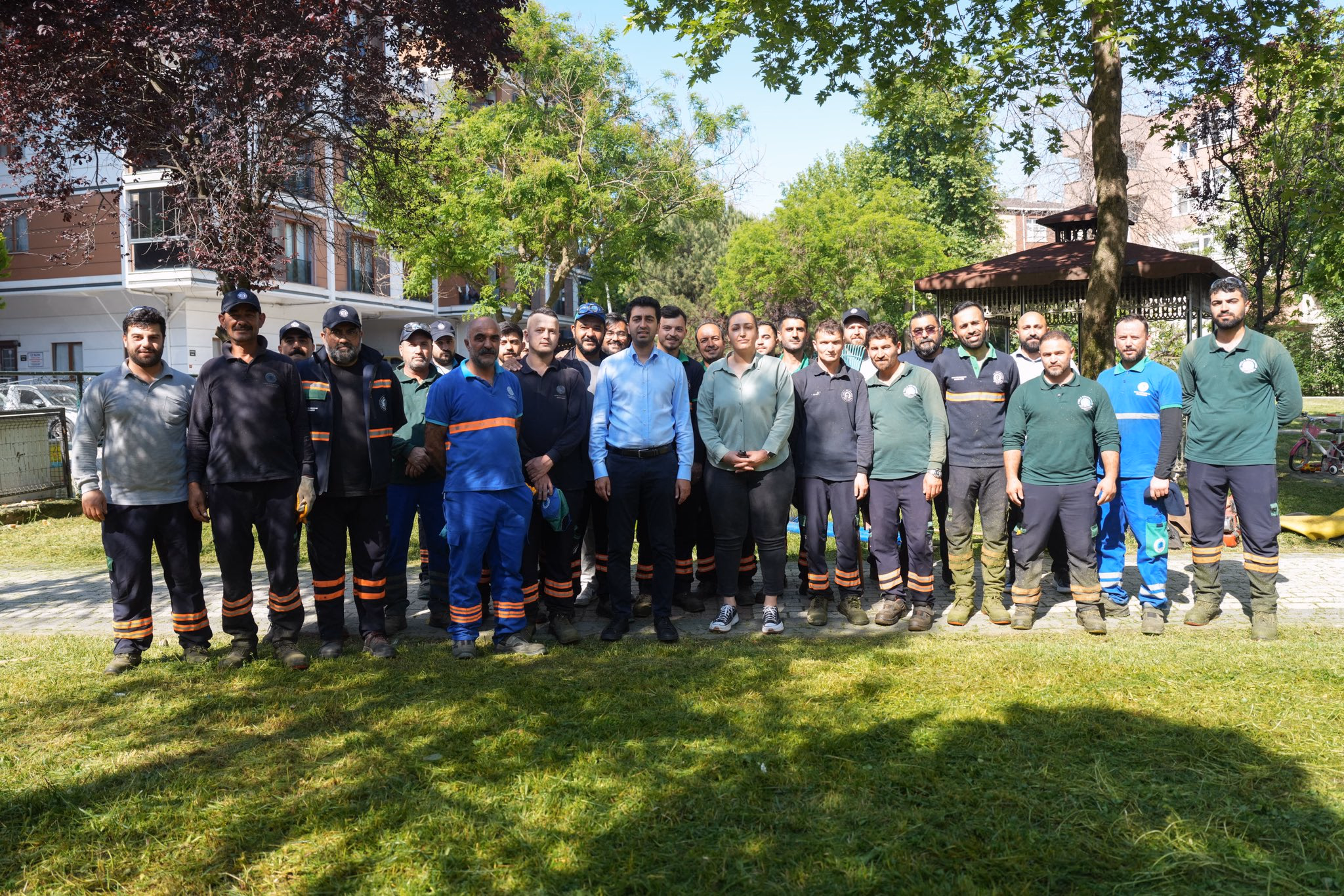Tuzla Belediye Başkanı Bingöl mesai arkadaşlarıyla bayramlaştı    - Görsel 6