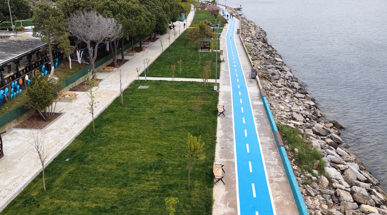 Tuzla’nın parkları daha aydınlık ve güvenli hale getirildi - Görsel 3