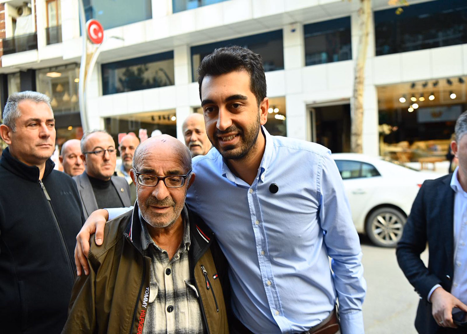 Başkan Bingöl sahada: “Tuzla’yı yerinde takip etmeye devam edeceğiz” - Görsel 3