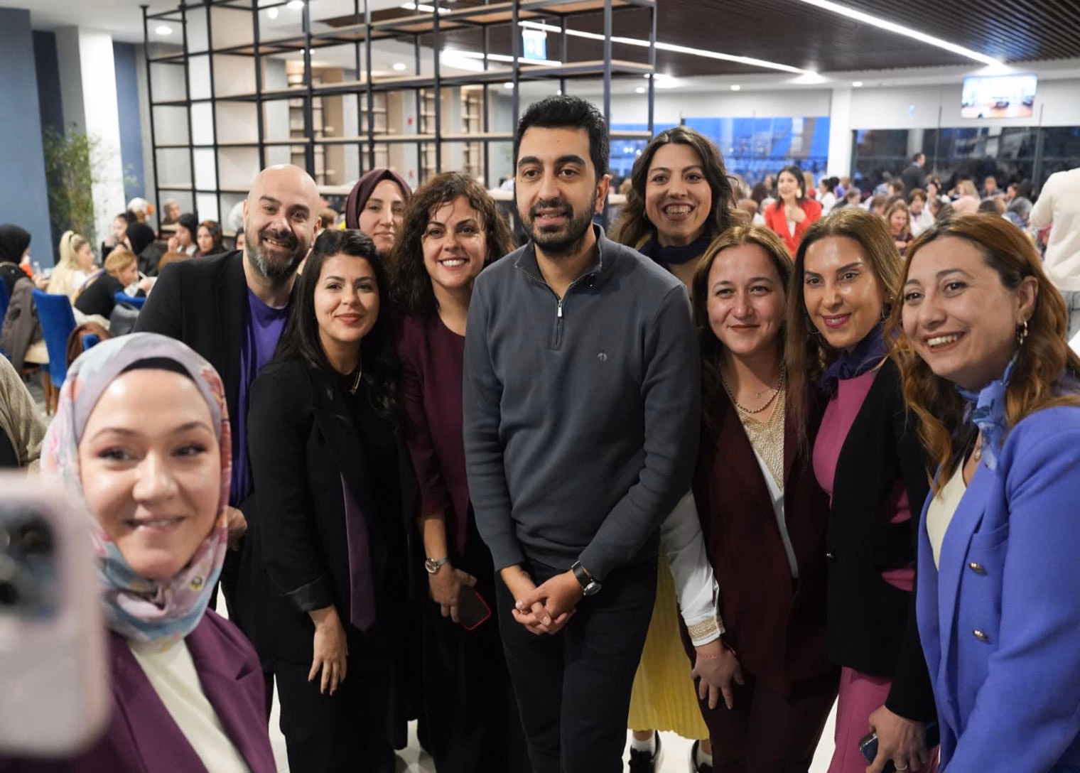 Başkan Bingöl: Kadınların emeği şehrimizin temel taşıdır - Görsel 2