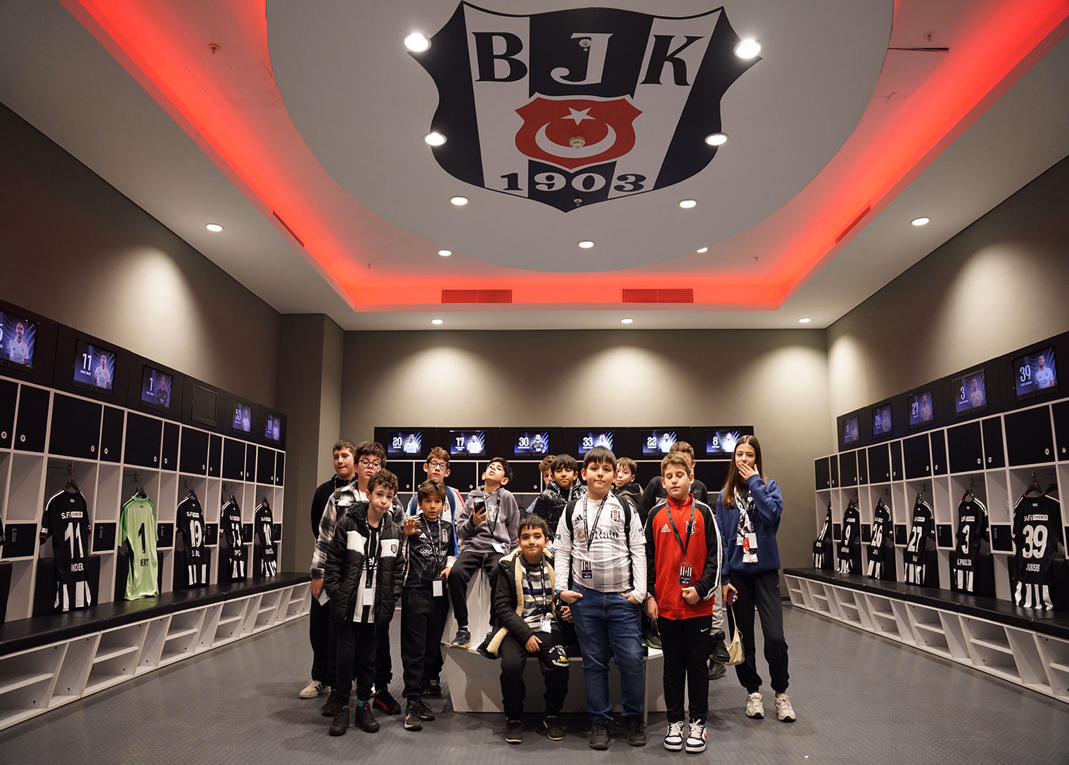 Beşiktaş Stadyumu’nda gençlik heyecanı - Görsel 1