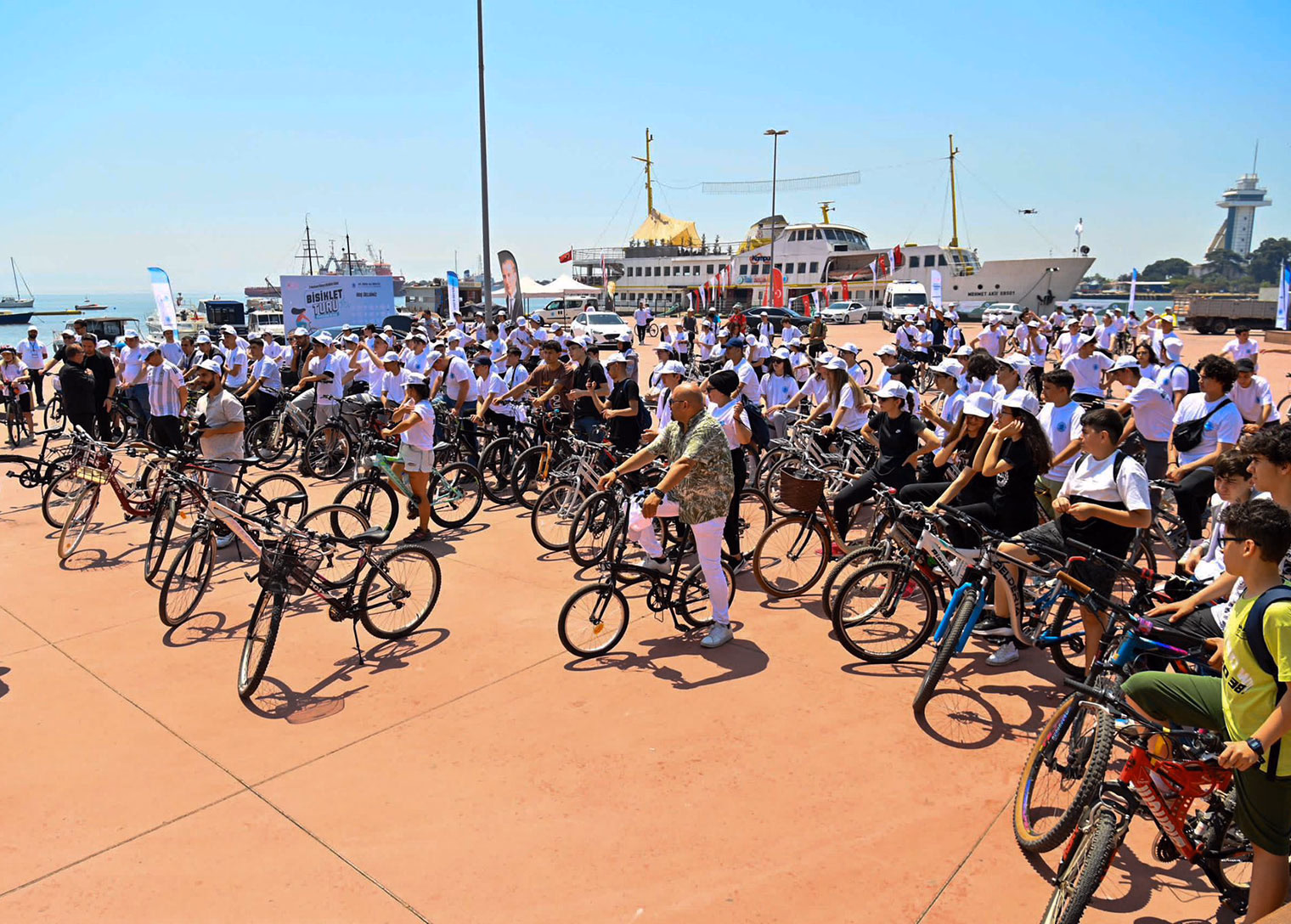 Dünya Bisiklet Günü’nde Tuzla’nın sokakları bisikletlerle arşınlandı - Görsel 2