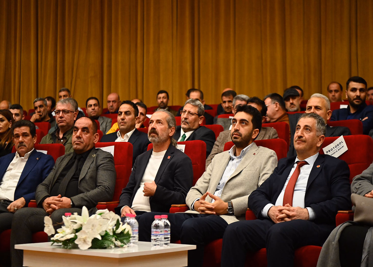 Başkan Bingöl, Bitlis Dernekleri Federasyonu Genel Kurulu’nda komşularıyla buluştu - Görsel 3