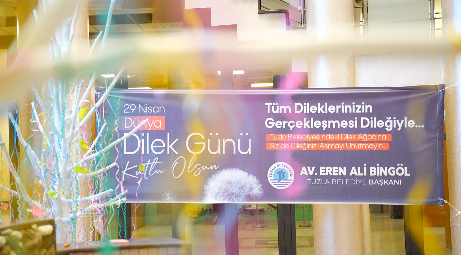 Tuzla Belediye Binası’na dilek ağaçları yerleştirildi - Görsel 2