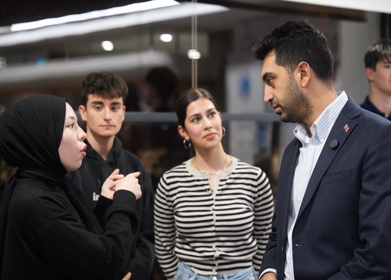 Başkan Eren Ali Bingöl: Güçlü Tuzla, güçlü gençlerle mümkündür - Görsel 3