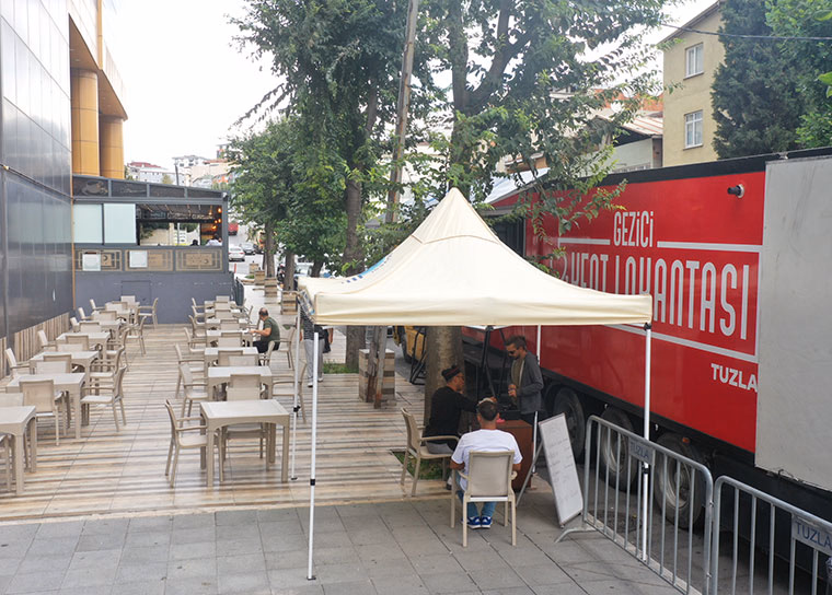 Gezici Kent Lokantası Tuzla'da hizmete girdi - Görsel 3