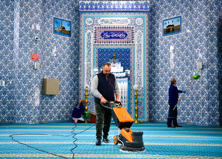 Tuzla’da ibadethaneler Ramazan Bayramı öncesinde temizlendi - Görsel 4