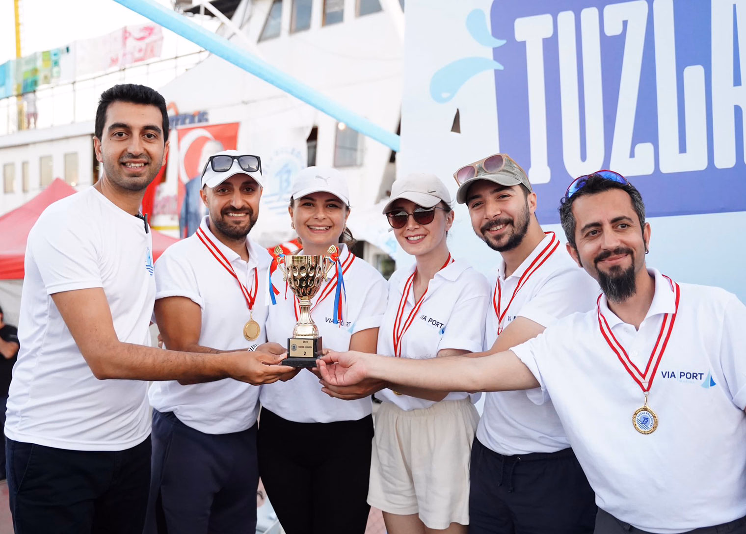 Denizcilik ve Kabotaj Bayramı’nın 98’inci yılı Tuzla’da coşkuyla kutlandı - Görsel 3