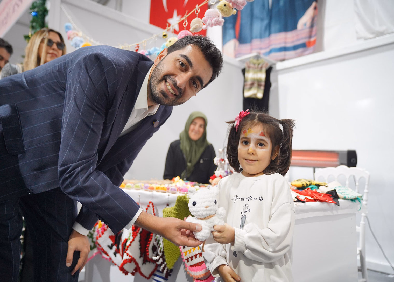 Tuzla'da Kadın Emeği Çarşısı dayanışmayla açıldı - Görsel 4