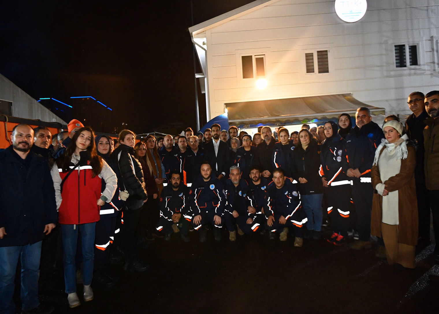 6 Şubat depremlerinde hayatını kaybedenler dualarla anıldı - Görsel 1