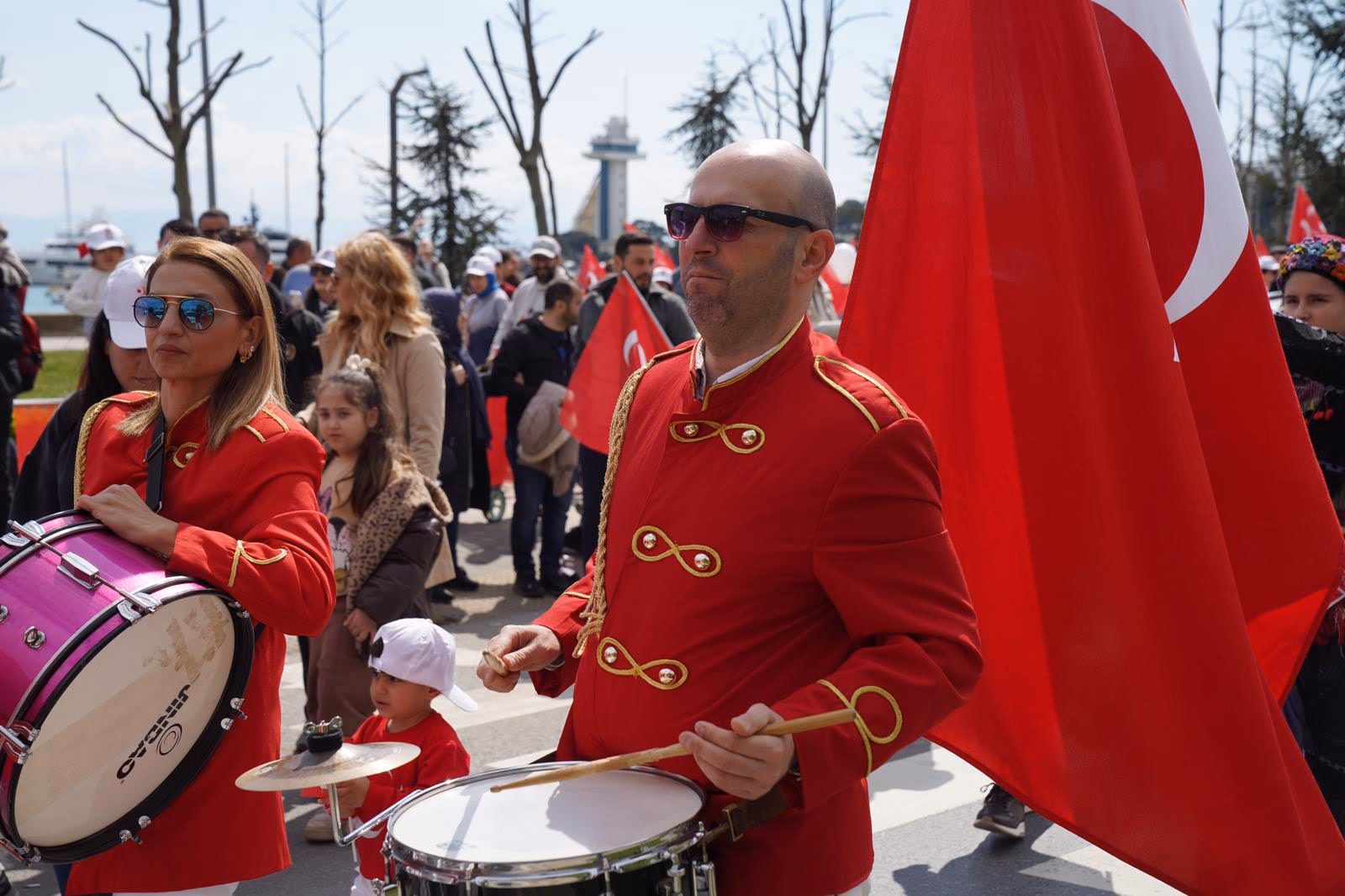 Tuzla’da 23 Nisan’da İshakpaşa Parkı açıldı bayram coşkusu kortejle taçlandı    - Görsel 7