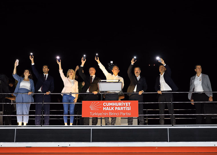 Tuzla’da “Millet İradesine Sahip Çıkıyor” mitingi on binlerin katılımıyla düzenlendi - Görsel 8