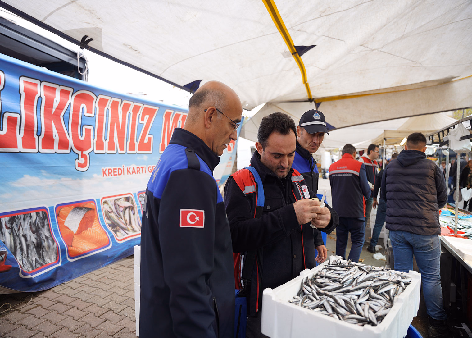 Tuzla Belediyesi’nden pazar yerlerine hijyen ve etiket denetimi - Görsel 4