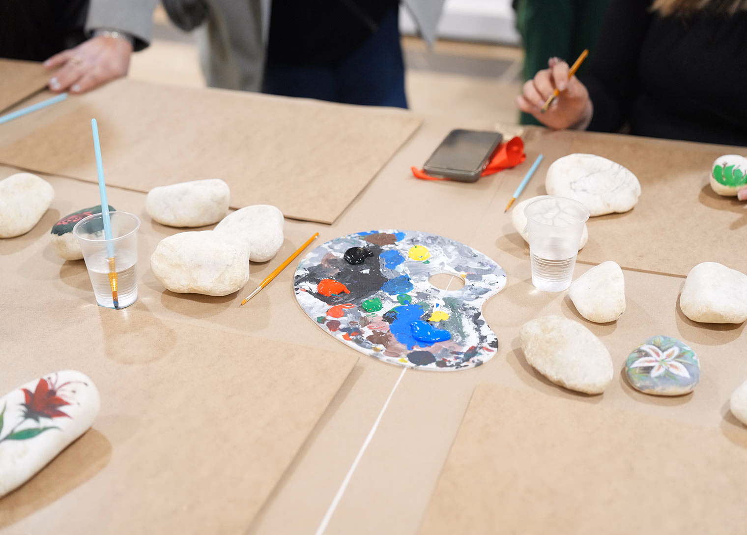 Dünya Ressamlar Günü'nde ‘Pigment 959’ sergisi sanatseverlerle buluştu - Görsel 4