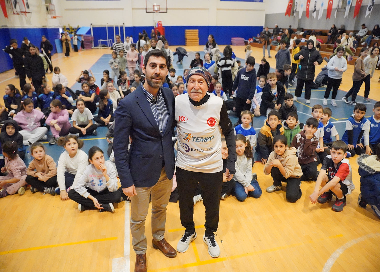 Tuzla’da Ara Tatil Spor Şenliği coşkuyla gerçekleşti: Kazanan dostluk oldu - Görsel 1