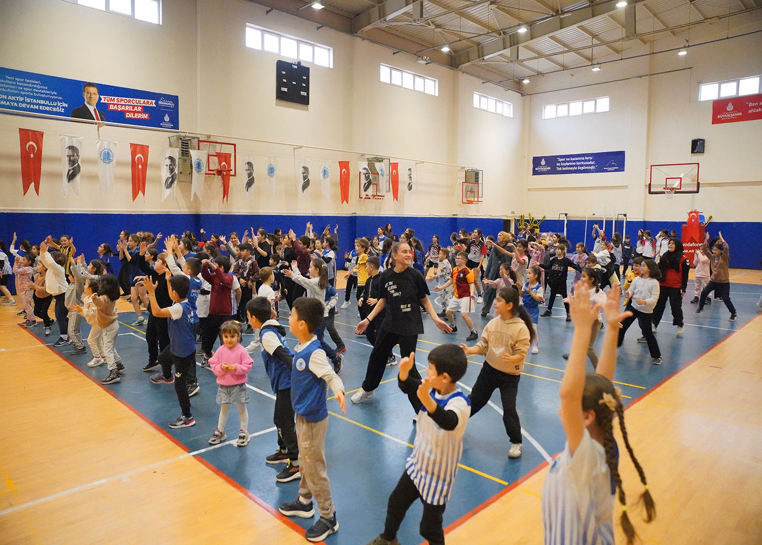 Tuzla’da Ara Tatil Spor Şenliği coşkuyla gerçekleşti: Kazanan dostluk oldu - Görsel 2