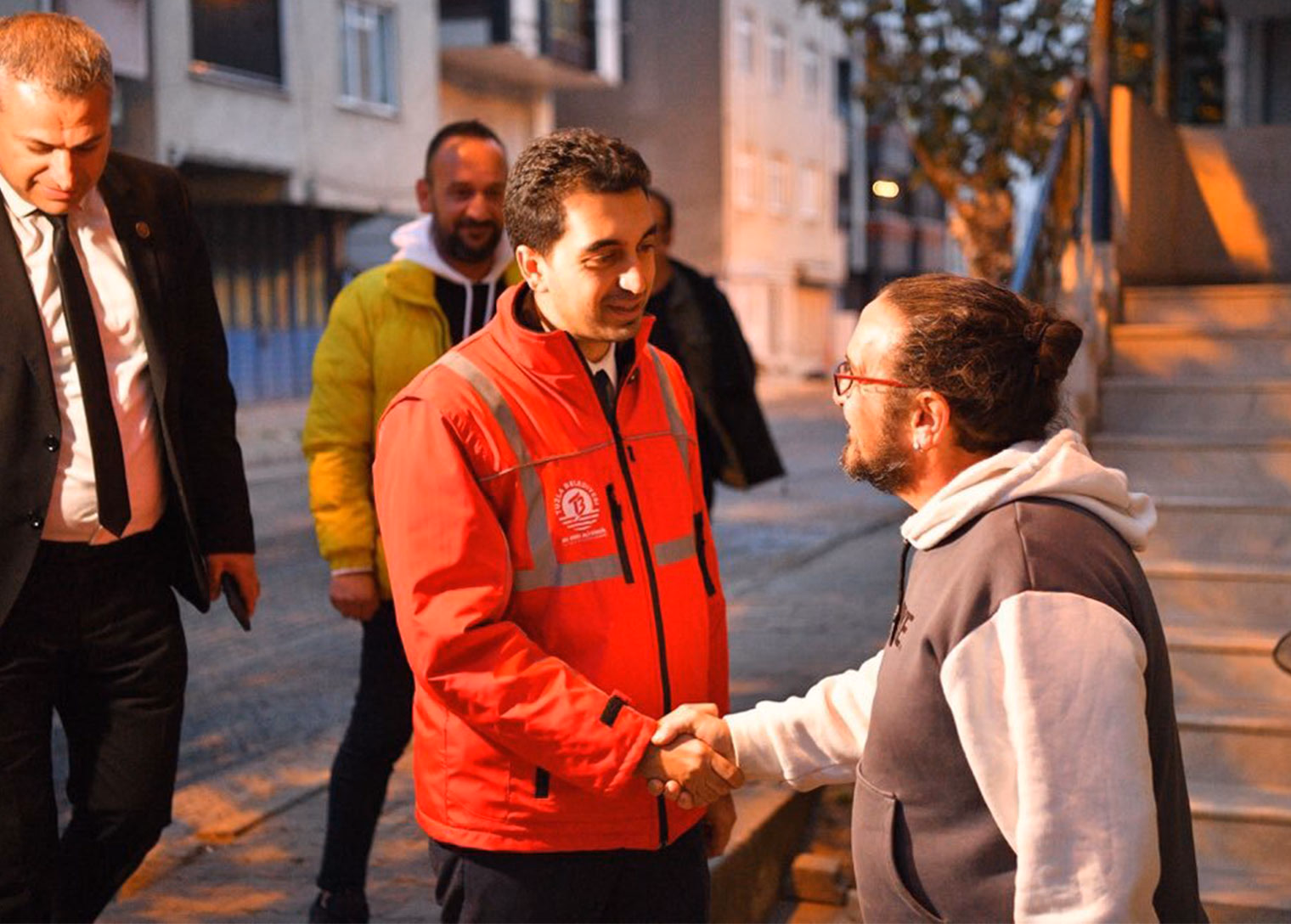 Eren Ali Bingöl: Tuzla'mızın sorunlarını yerinde çözüyoruz - Görsel 2