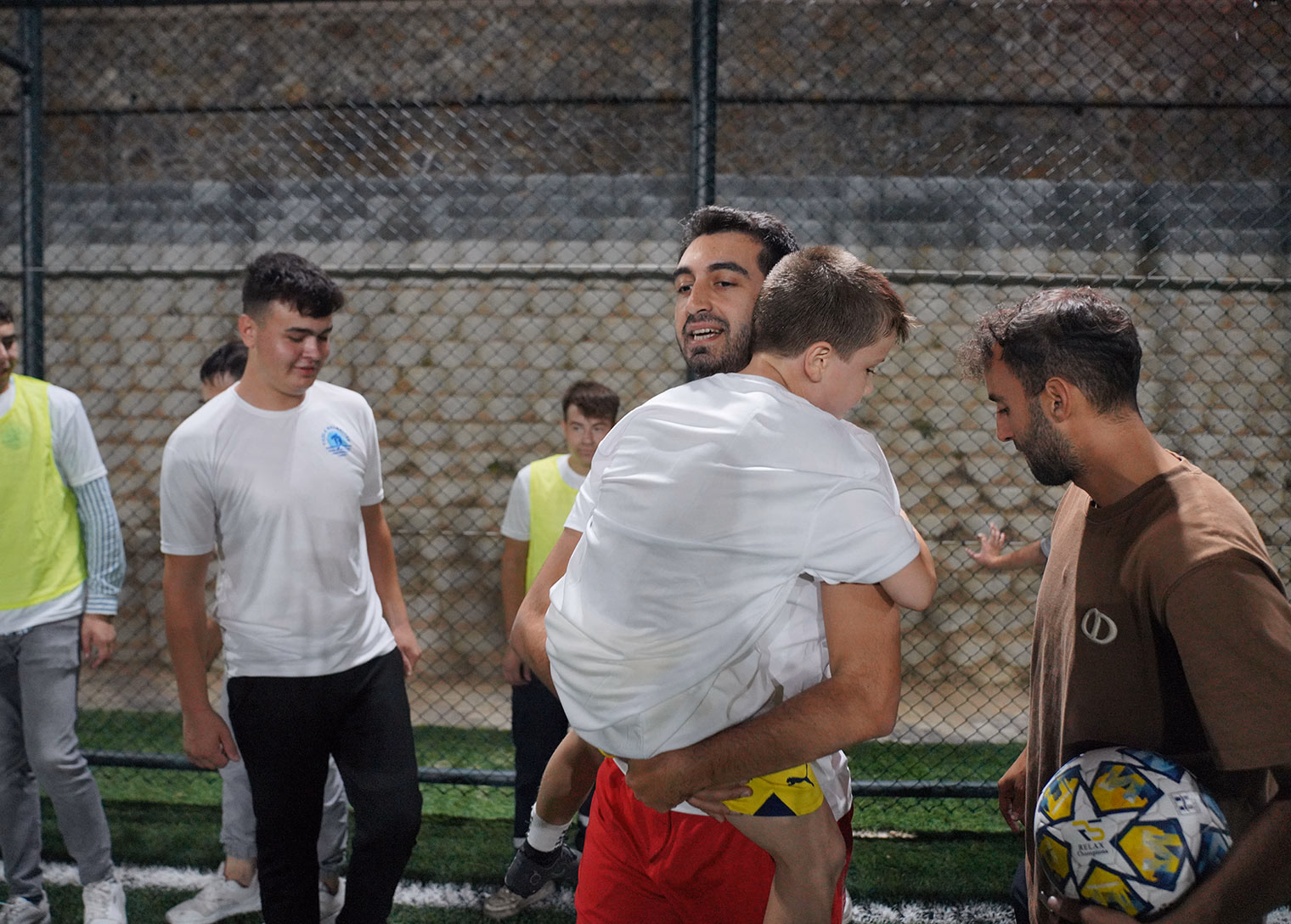 Eren Ali Bingöl: Artık Tuzla'da, komşusunun kapısına giden belediyecilik var