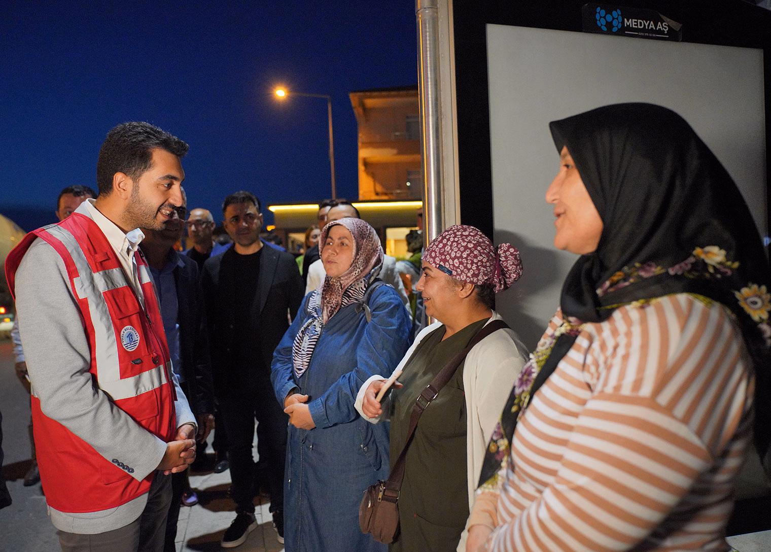 Eren Ali Bingöl: Artık Tuzla'da, komşusunun kapısına giden belediyecilik var - Görsel 4
