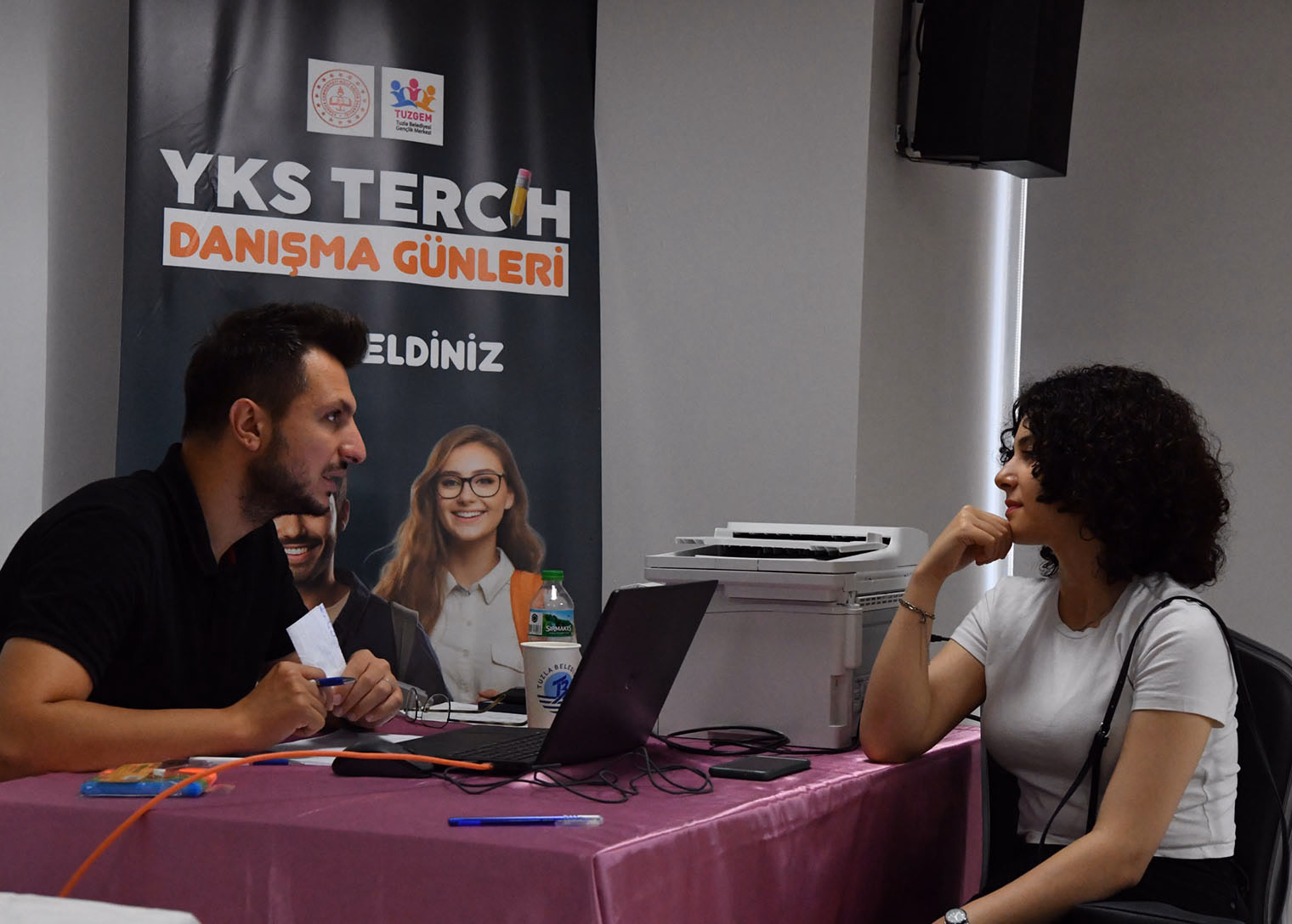 Tuzla Belediyesi'nden üniversite adaylarına ücretsiz destek