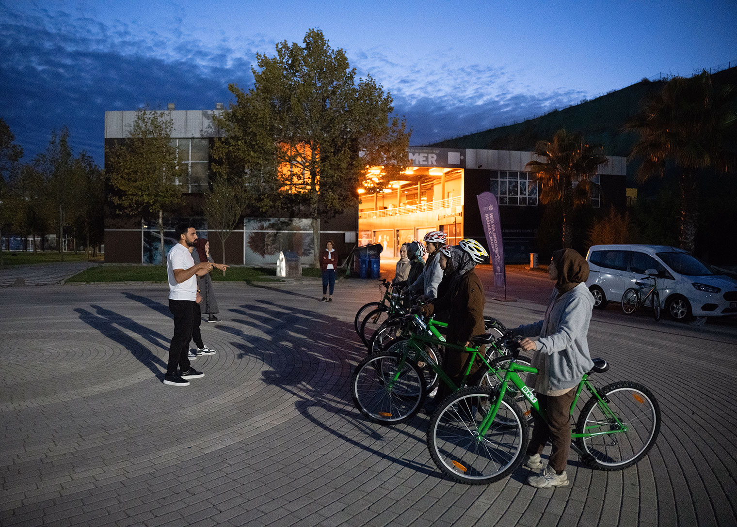 Tuzla Belediyesi’nden kadınlara bisiklet eğitimi - Görsel 4