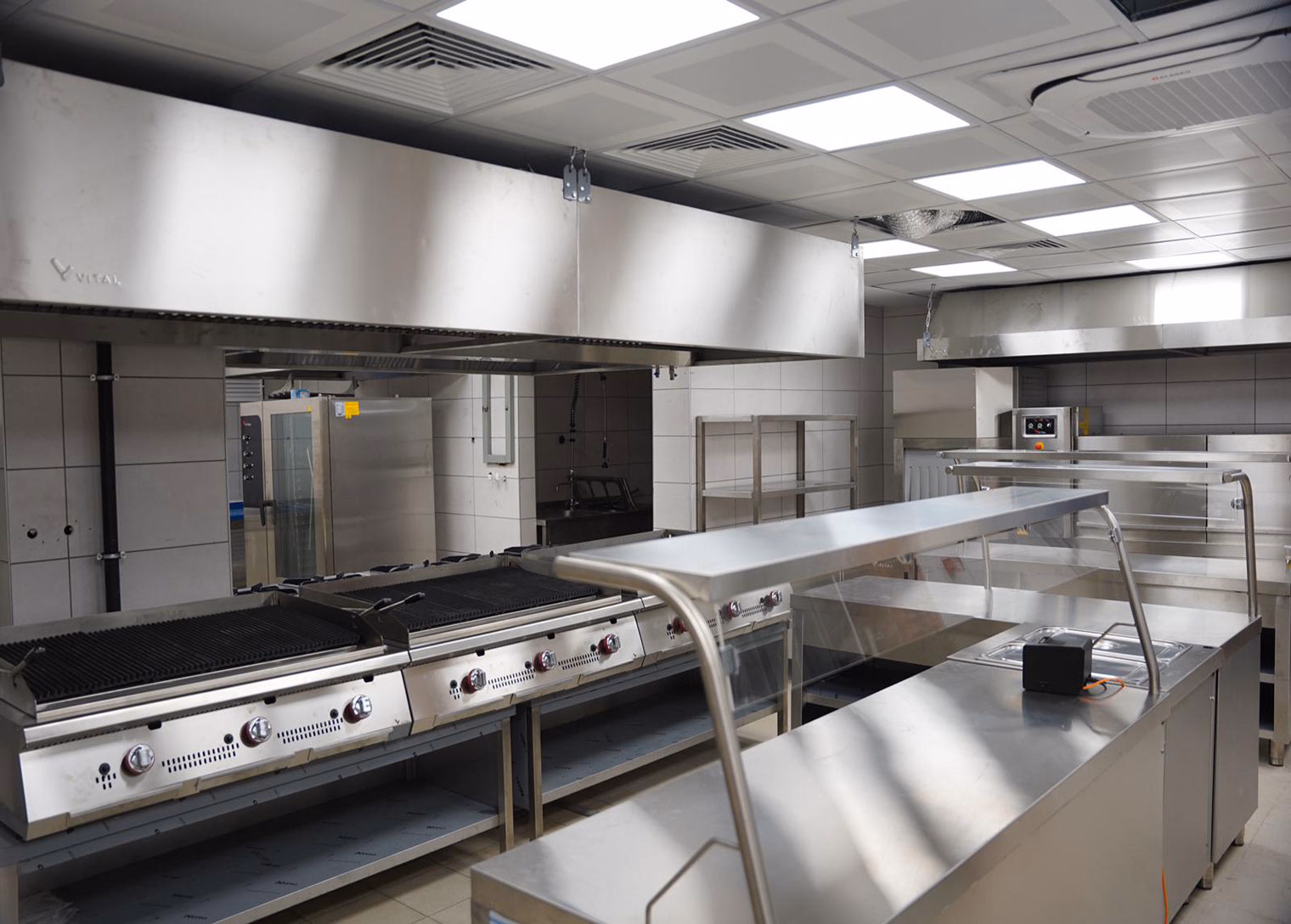 Tuzla Mekan Palmiye yenilenen yüzüyle hizmete açıldı - Görsel 2