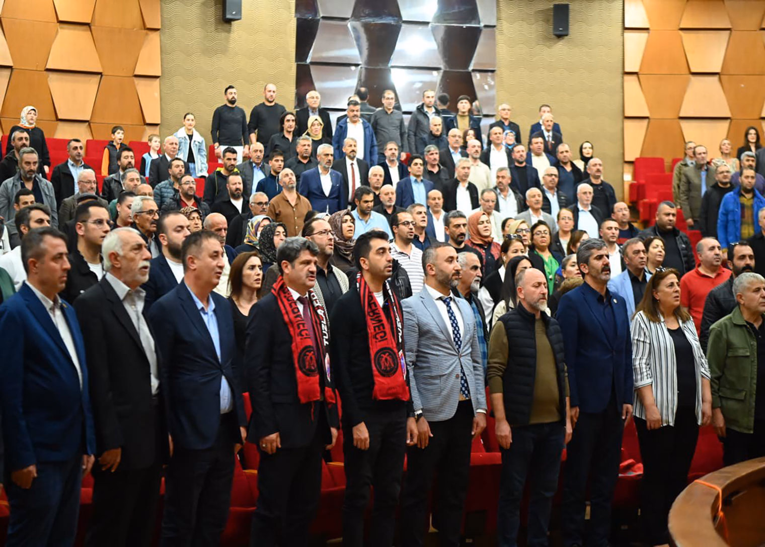 “Gurbetten Sılaya Vefa” gecesinde birlik ve dayanışma mesajı - Görsel 2