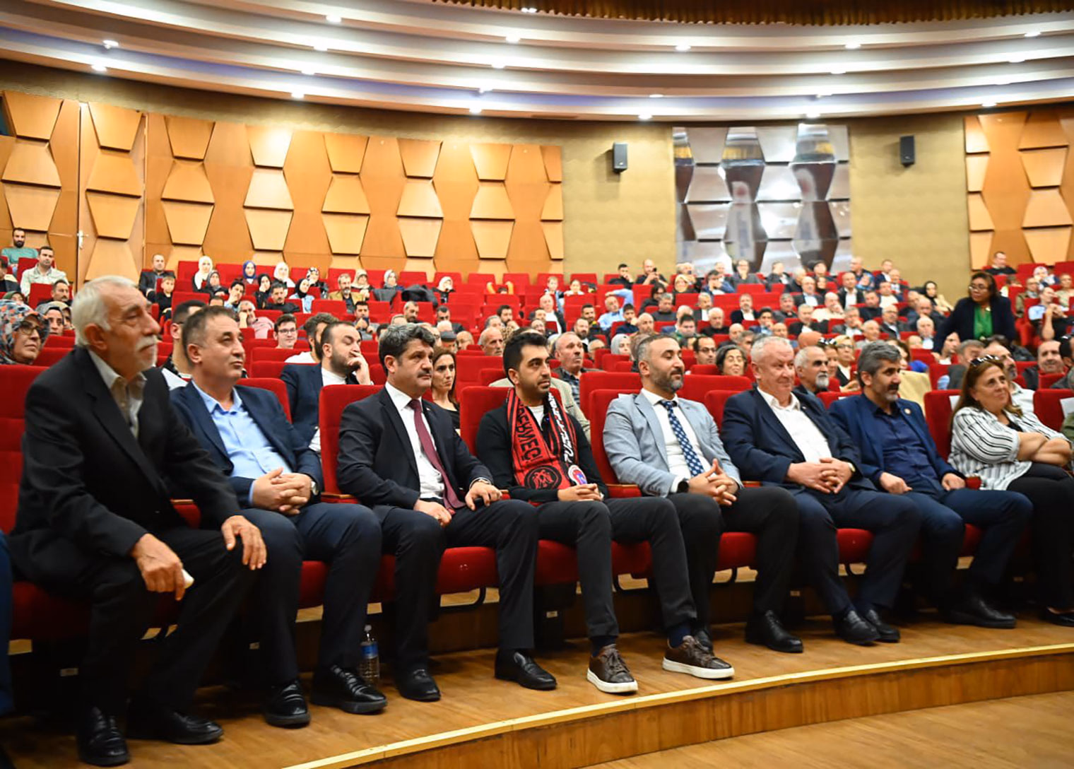 “Gurbetten Sılaya Vefa” gecesinde birlik ve dayanışma mesajı - Görsel 3