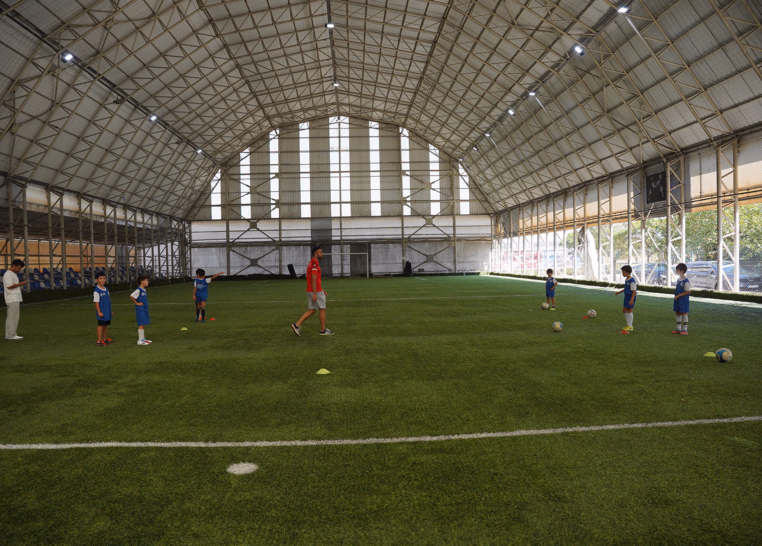 Yaz Spor Okulları 3 bin kişiyi sporla buluşturdu