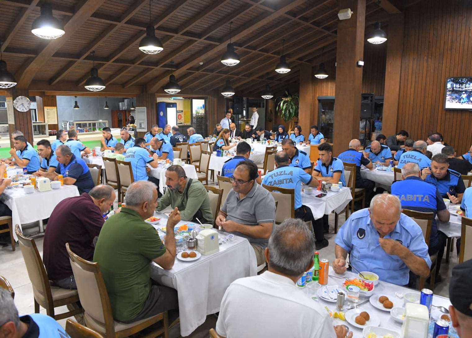 Tuzla Belediyesi’nden Zabıta Haftası’na özel anlamlı etkinlik - Görsel 4