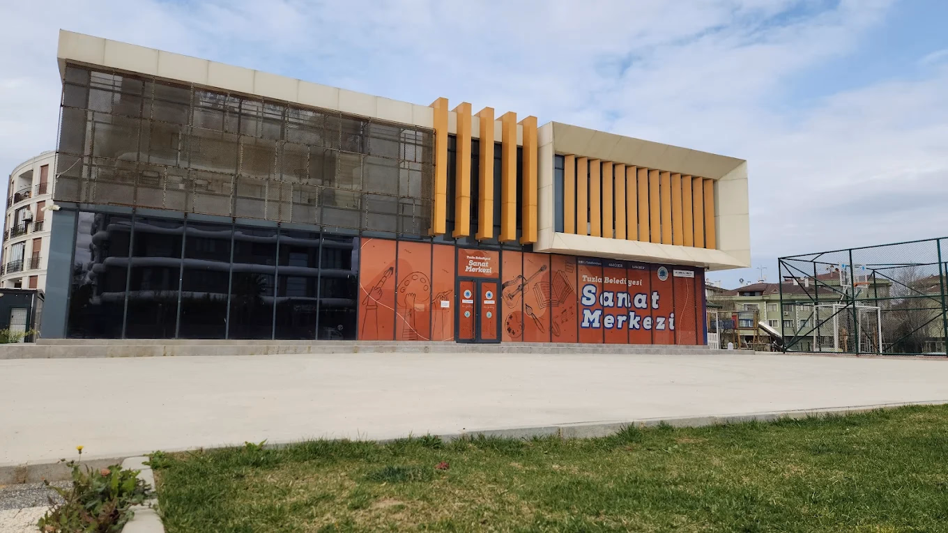 Çınar Akademi Sanat Merkezi