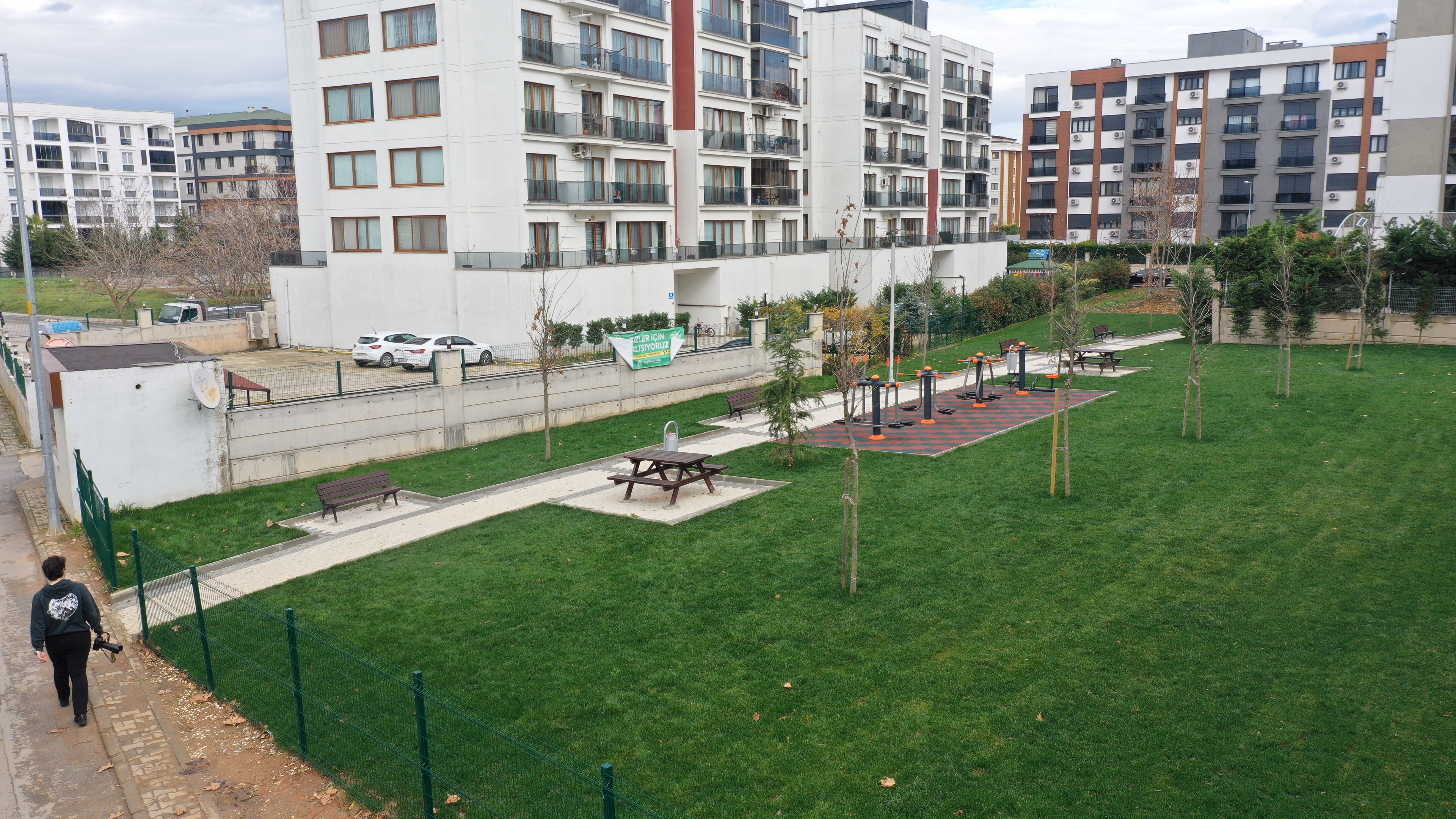 Birey Sokak Sedir Dinlenme Alanı - 1