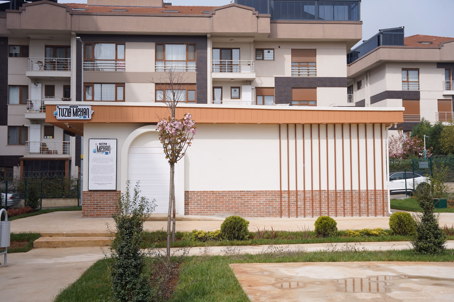 Orgeneral Eşref Bitlis Parkı - 8