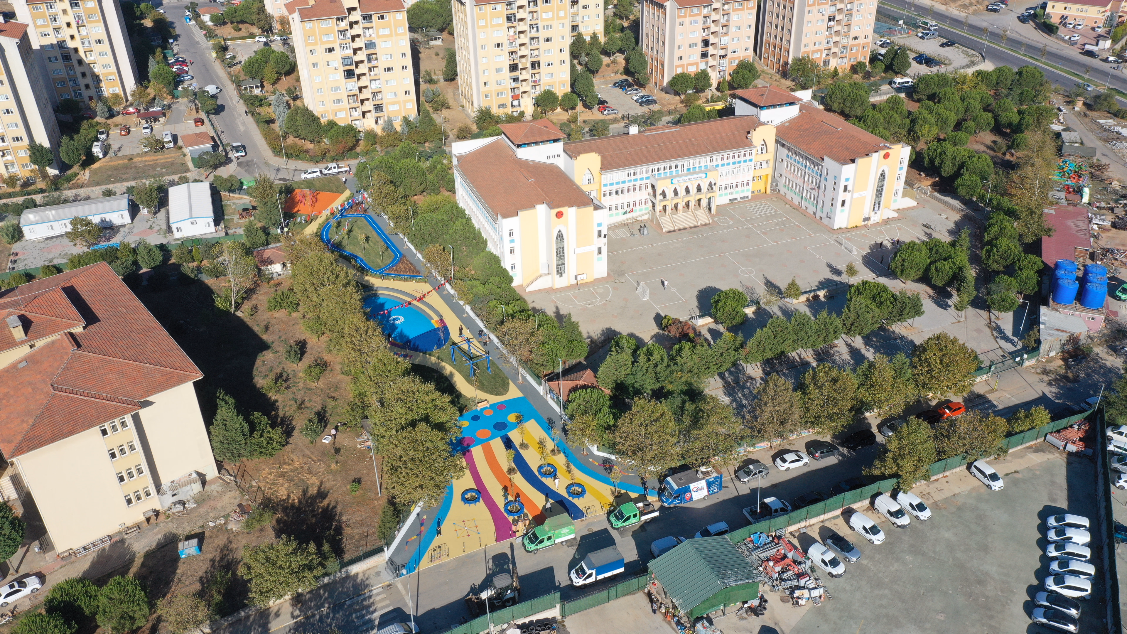 Aydınlı Oyun Sokağı Parkı 