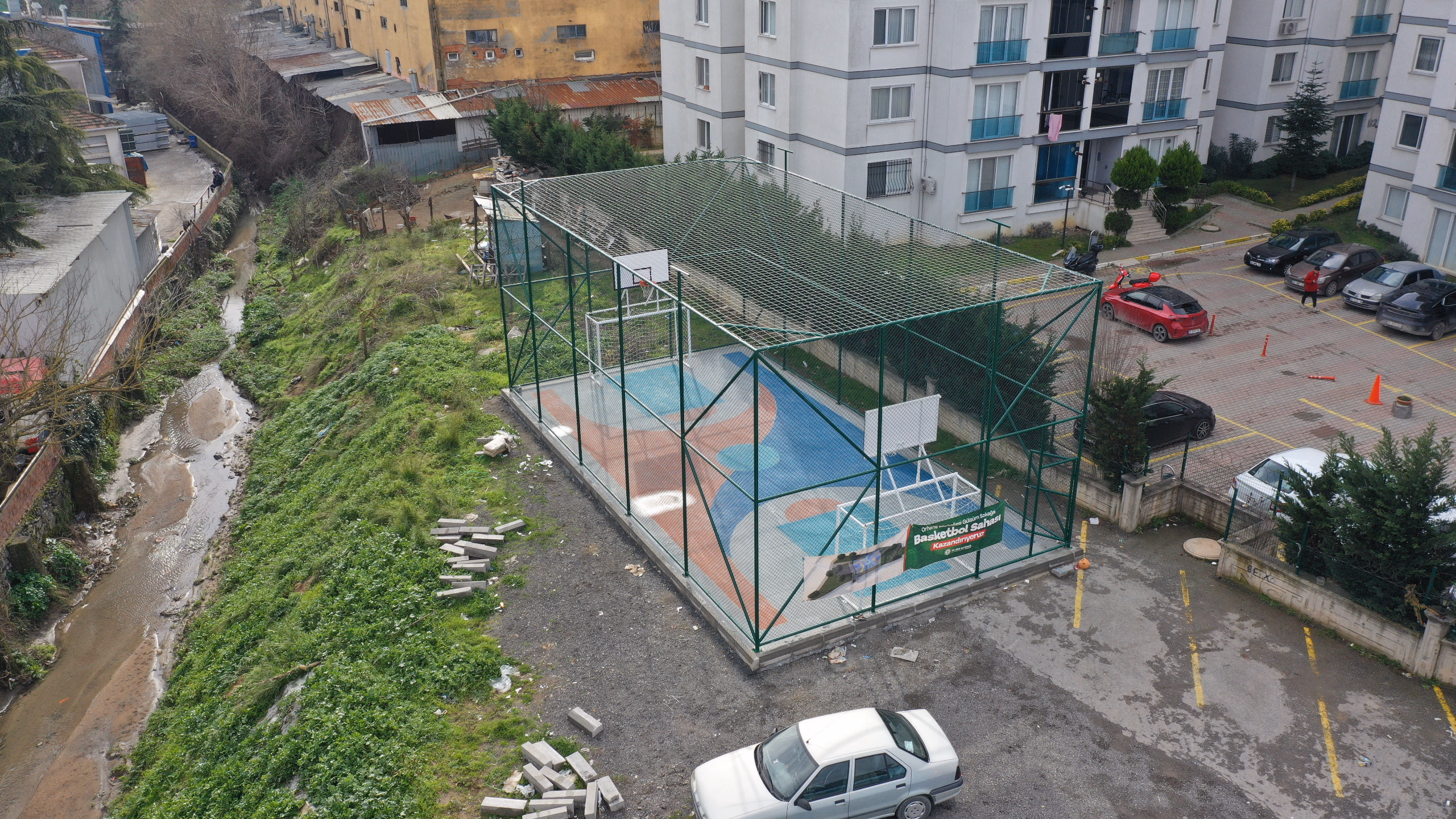 Gülsüm Sokak Çok Amaçlı Saha Yapımı