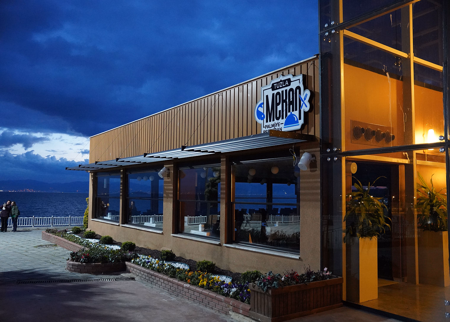 Tuzla Mekan Palmiye Restoran 