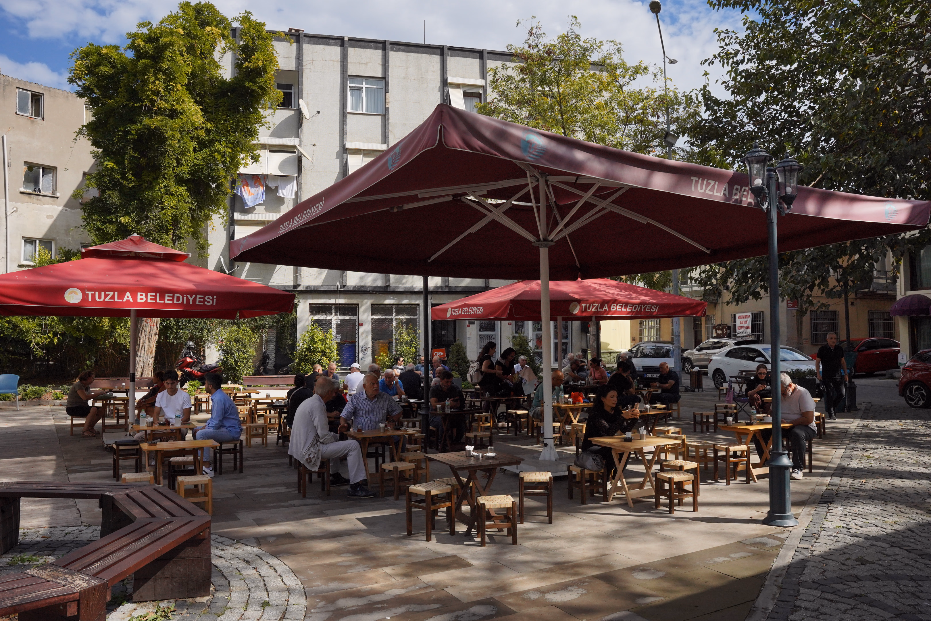 Tuzla Tarihi Çeşme Meydan Kahvecisi - Fotoğraf 1