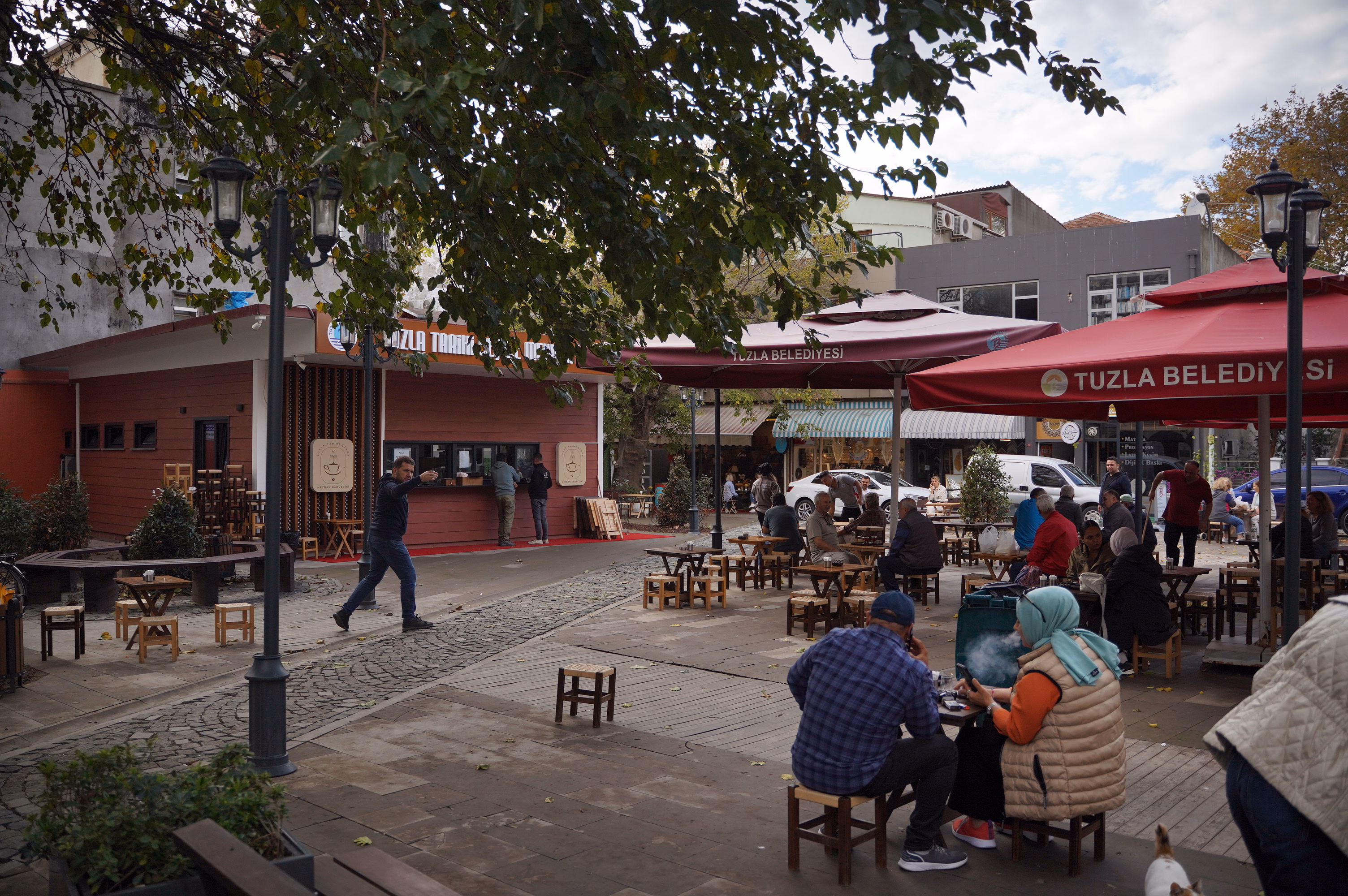Tuzla Tarihi Çeşme Meydan Kahvecisi - Fotoğraf 2