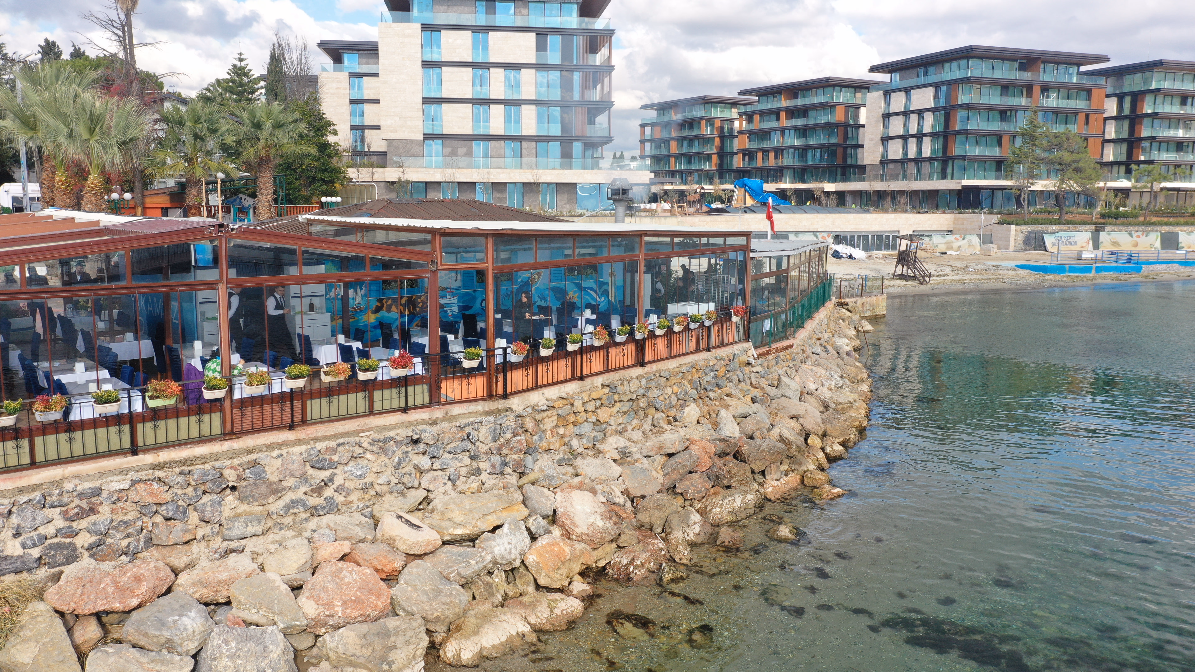 Yakamoz Balık Ekmek - Fotoğraf 1