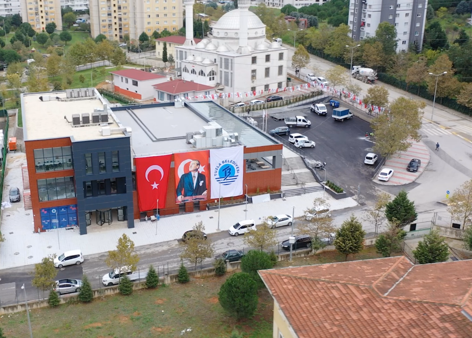 Tuzla Mekan Aydınlı