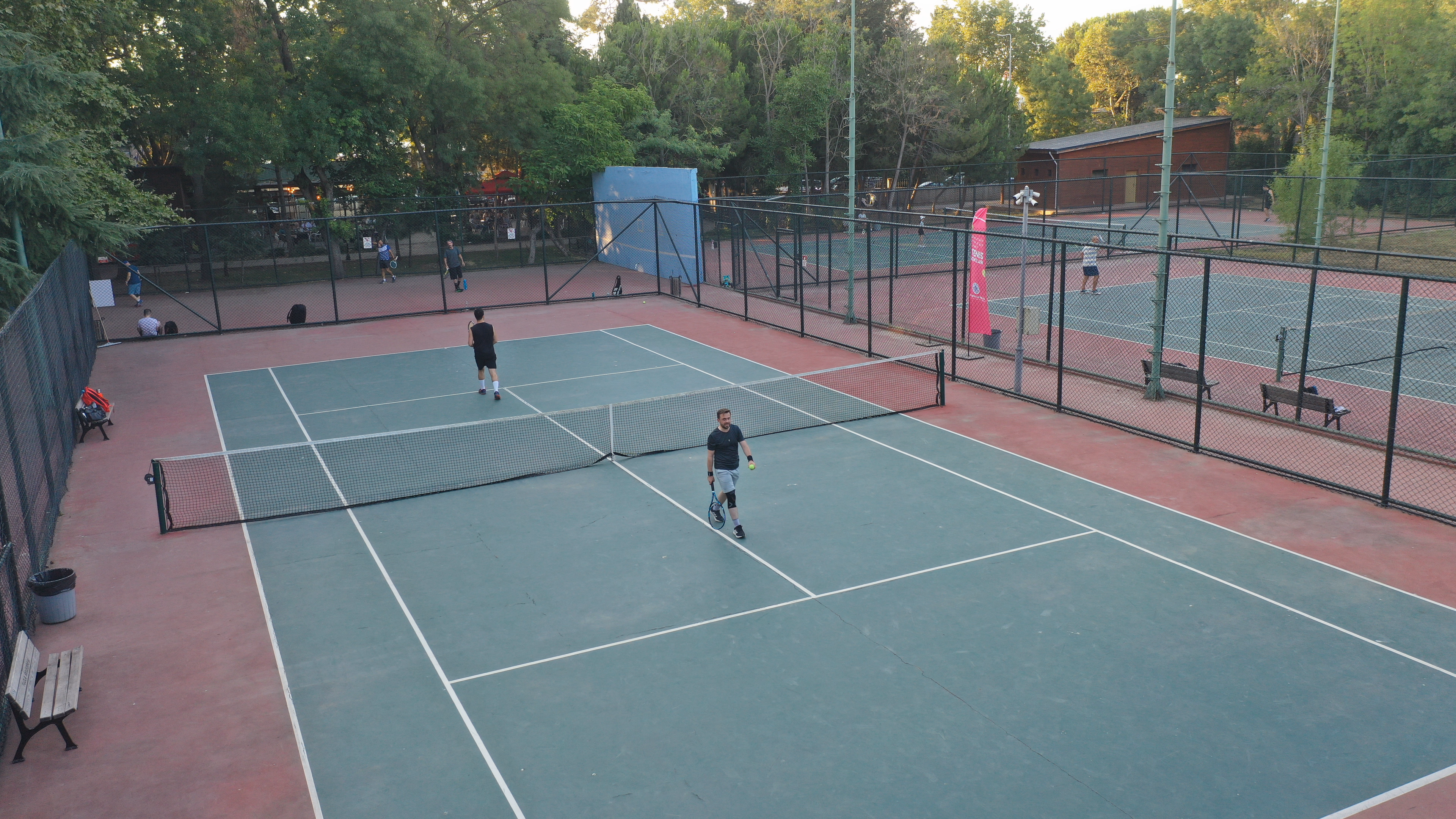 Mercan Halı Saha  - Fotoğraf 3